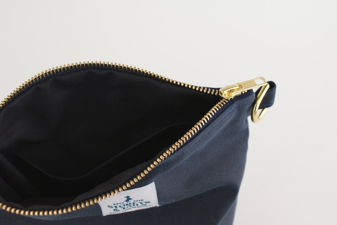Peppercombe cross body bag - Marine blue wax cotton