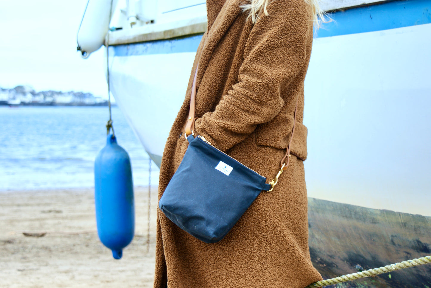 Peppercombe cross body bag - Marine blue wax cotton