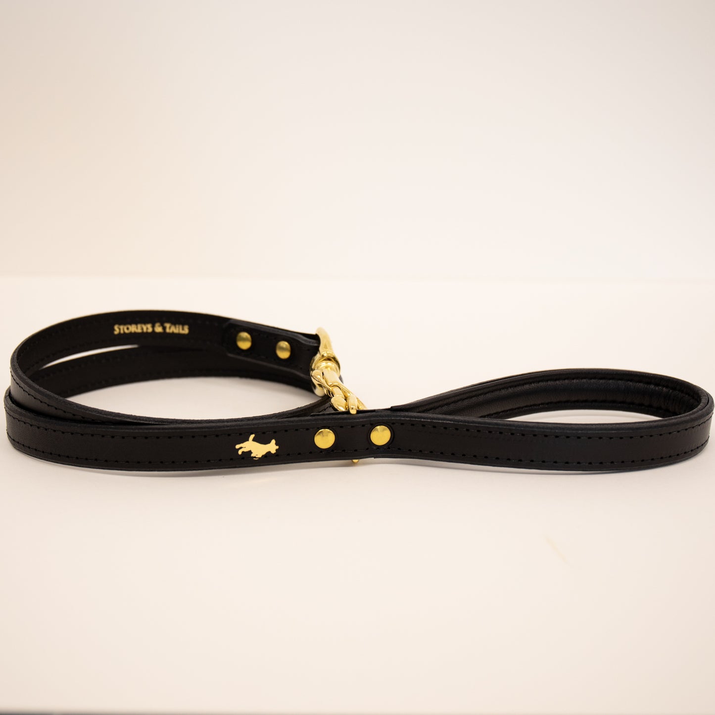 Black padded luxury leather lead