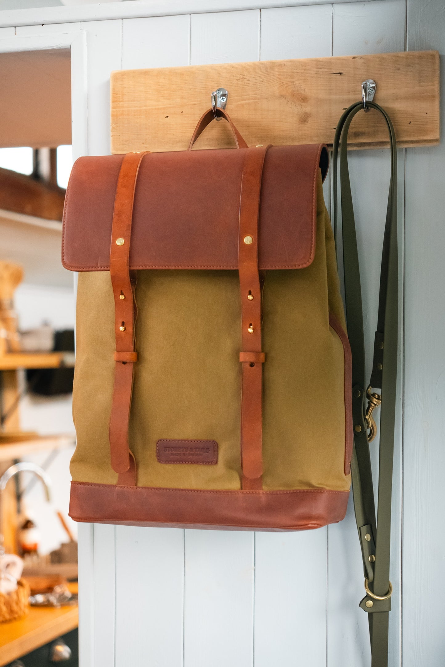 Hartland rucksack- Olive and Tobacco